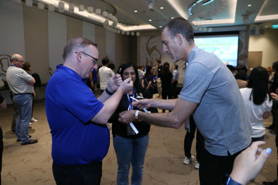 team building game