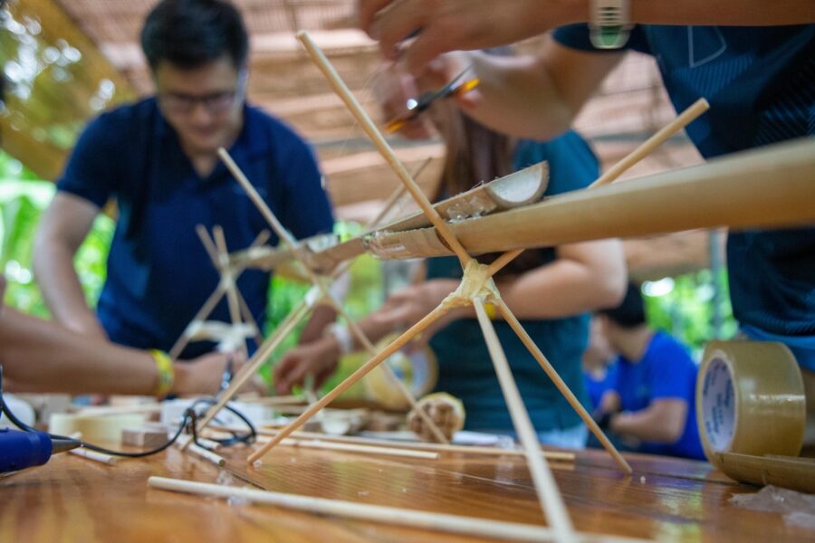 outdoor team building activities