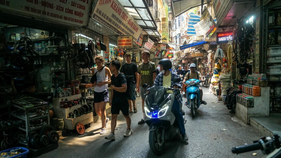 1 Day in Ha Noi: Off the Beaten Path Discovery