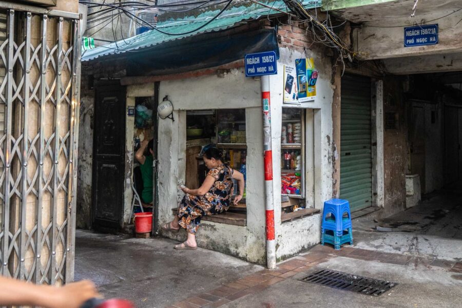 alleyways in Vietnam