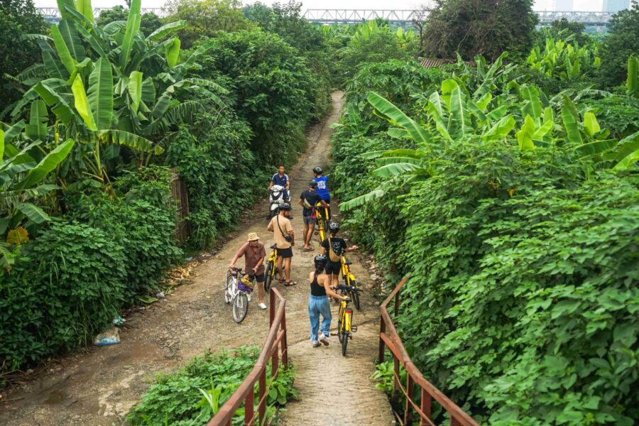 Jackfruit Adventure's Hanoi cycling tour: The best warm-up for your journey from Hanoi to Ninhbinh.