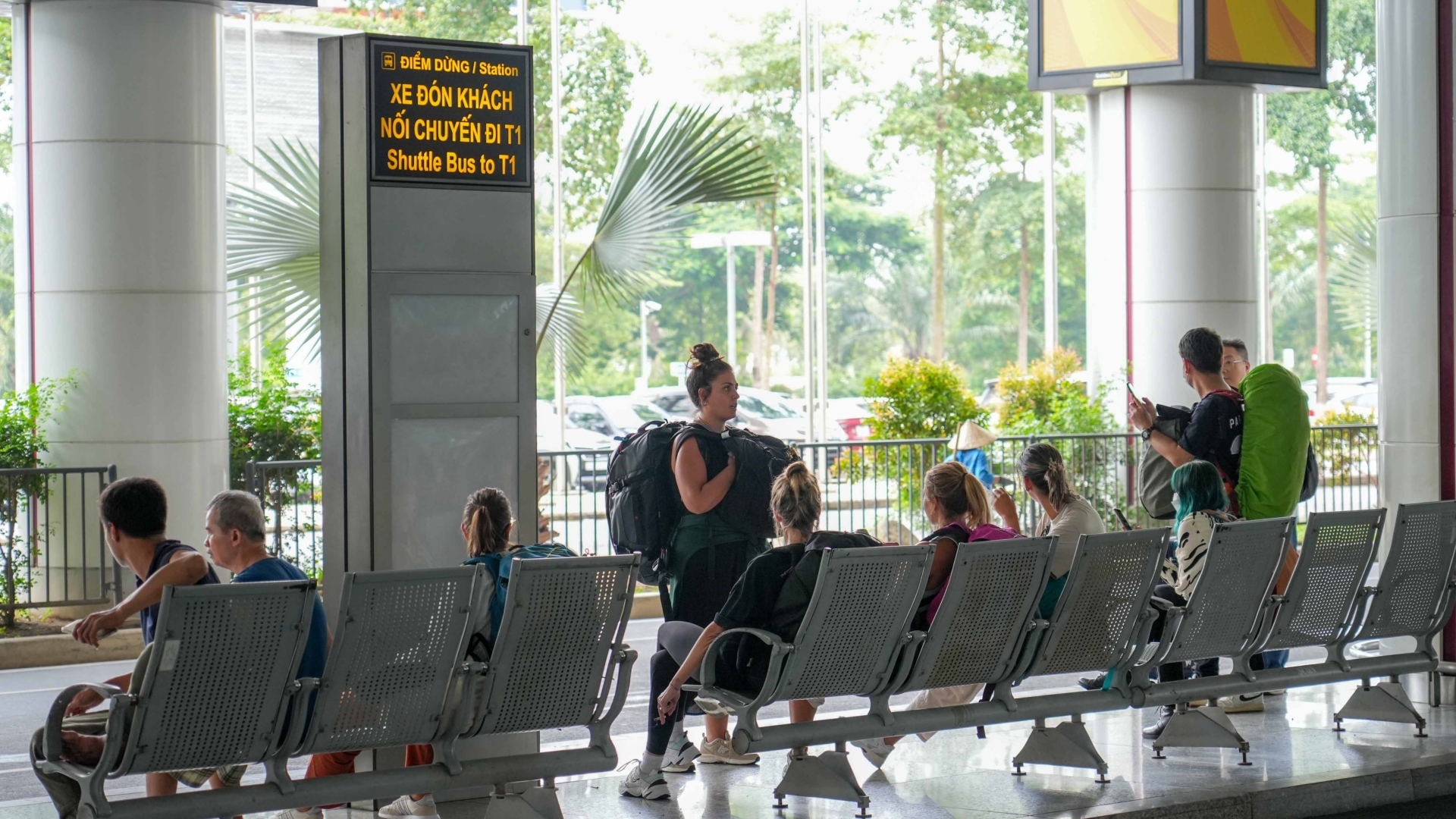 hanoi airport transfer to city