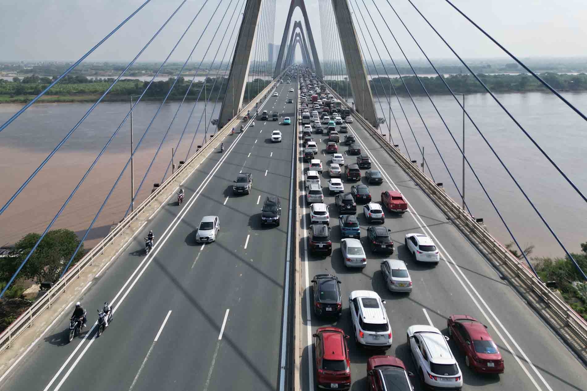 hanoi airport transfer to city