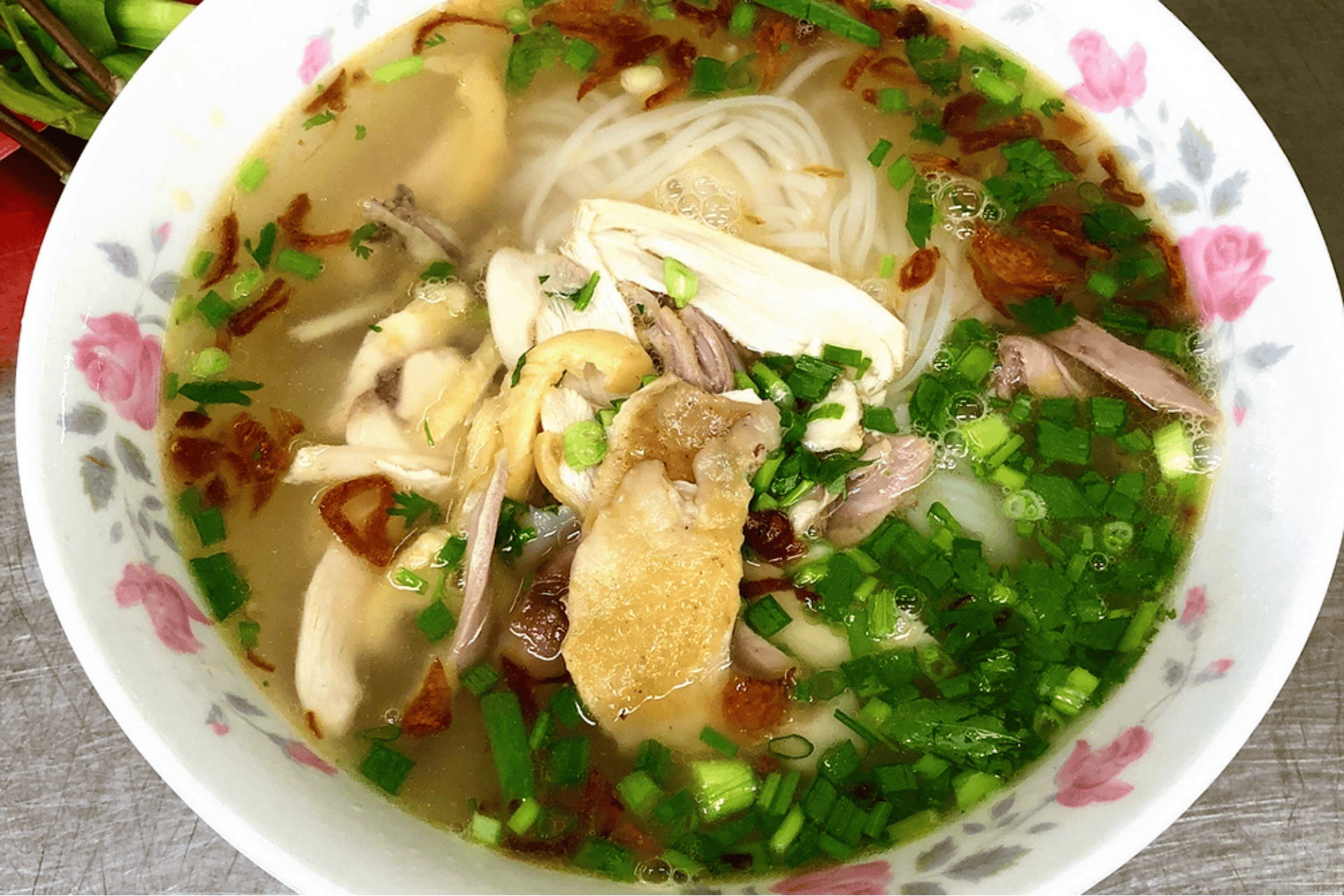 Phở Miến Gà Kỳ Đồng, a local favorite chicken pho spot in Saigon.