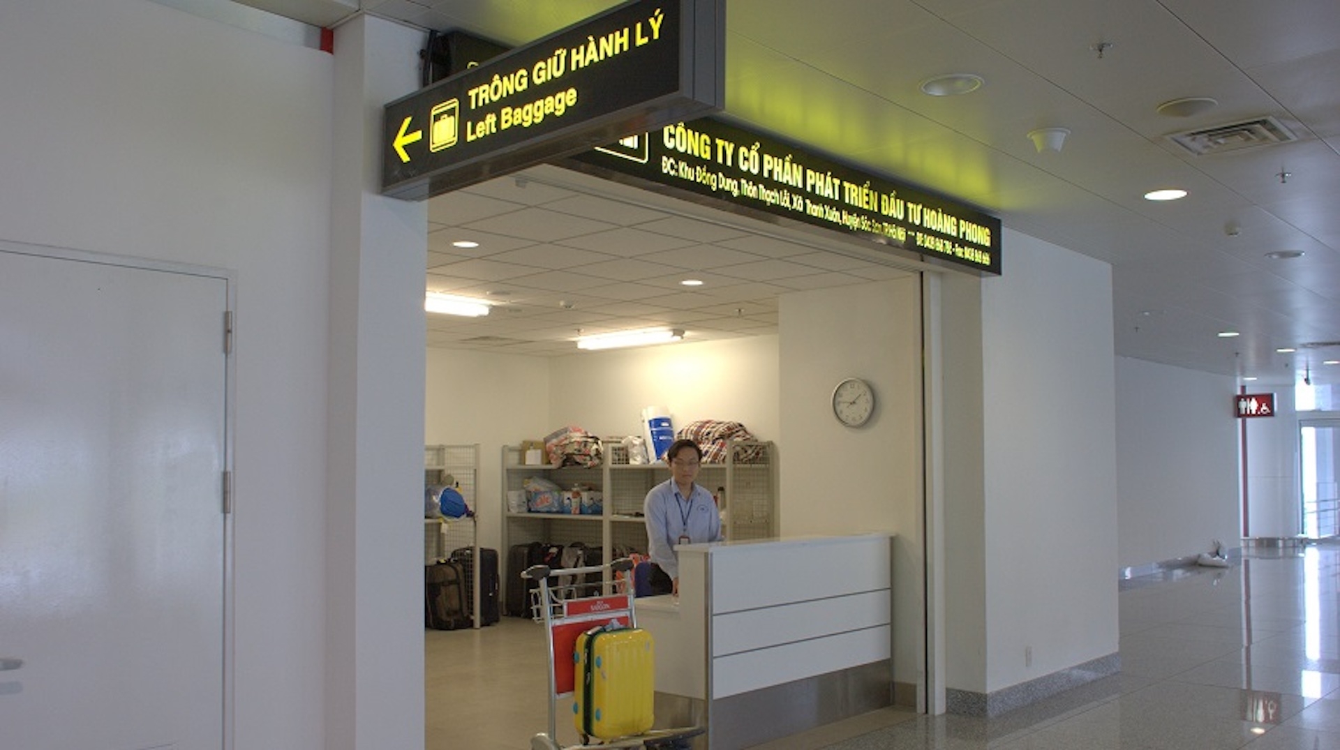 hanoi luggage storage - airport