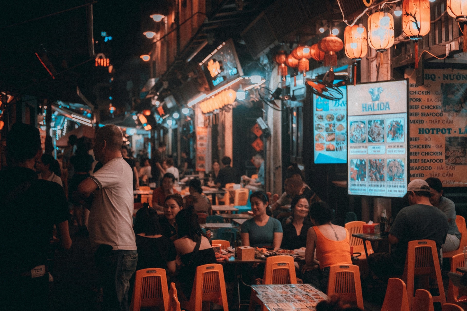 ta hien beer street