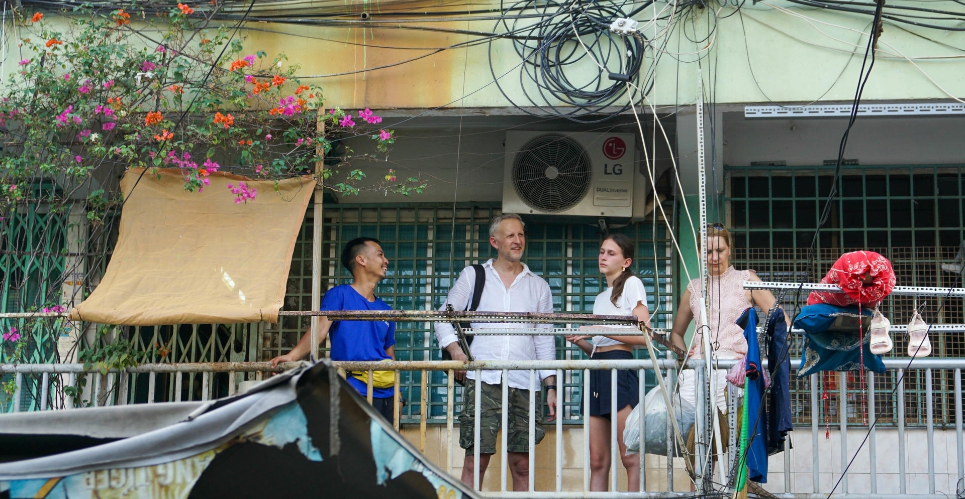 off-the-beaten-path-tour