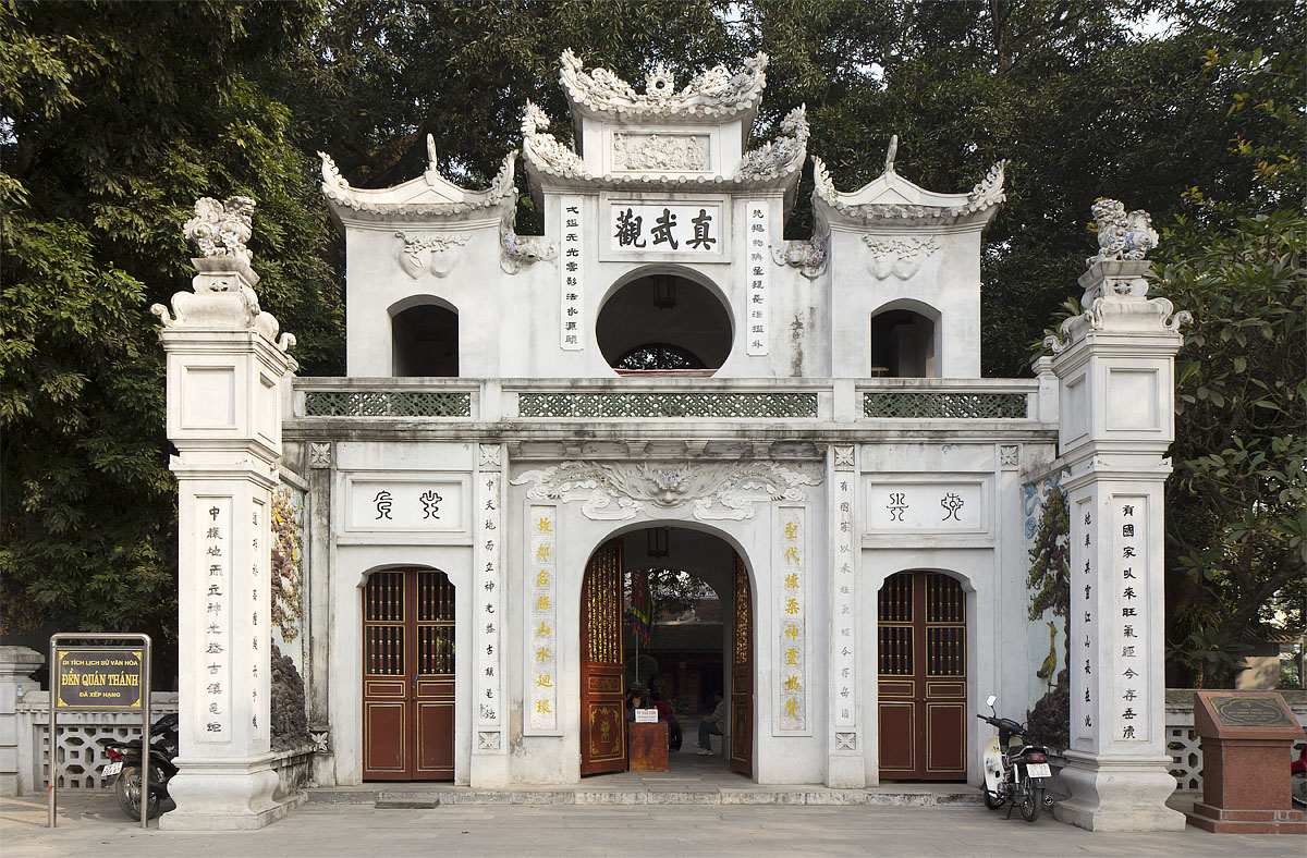 quan thanh temple