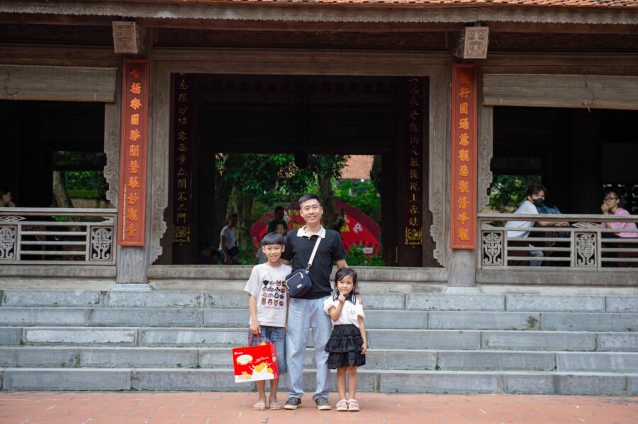 vietnamese family day