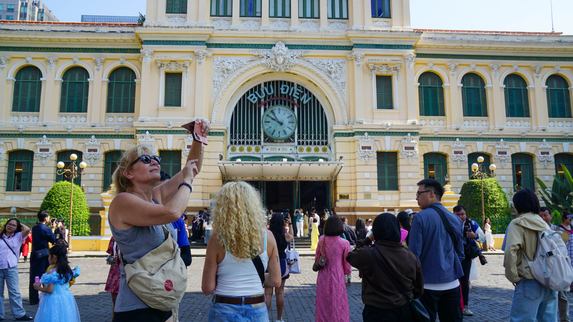 saigon city tour